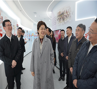 南通市委常委、宣傳部部長陳冬梅蒞臨達欣集團調研指導